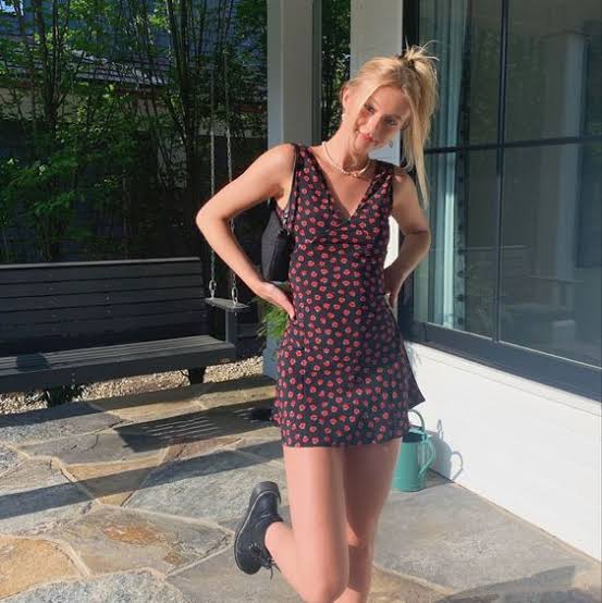 The Isabelli Dress in Rosalita