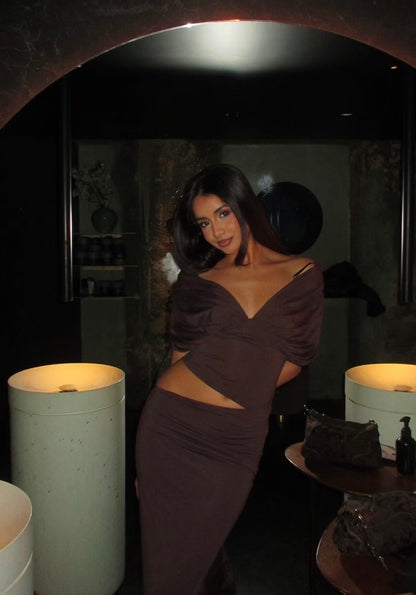 I'm Your Girl Off Shoulder Maxi in Chocolate
