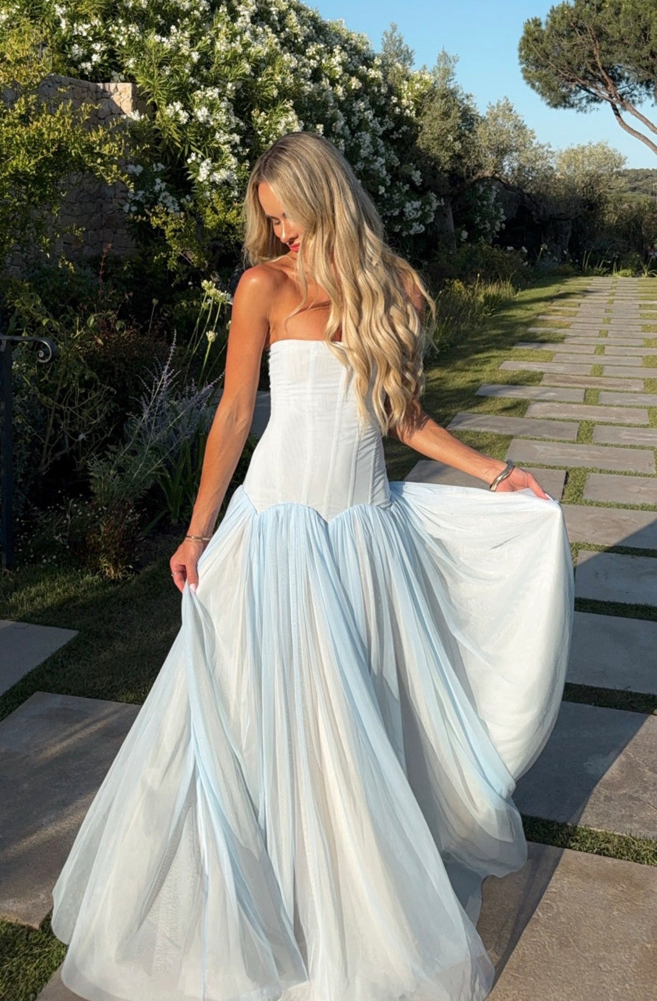 Magic Muse Maxi in Baby Blue