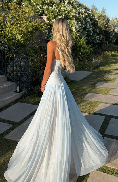 Magic Muse Maxi in Baby Blue