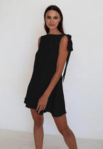 Load image into Gallery viewer, Mini Wilmer in Black Linen - Caitlin Crisp
