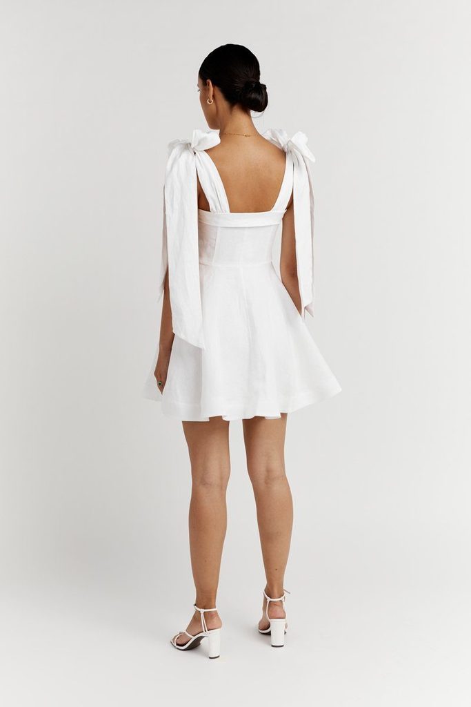Aisle Linen Bow Dress in White - Dissh