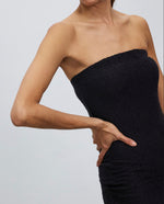 Load image into Gallery viewer, Petra Dress in Black - Ownley
