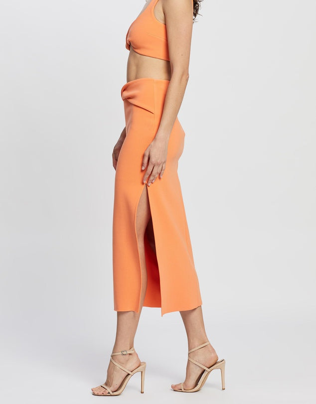 Clover Crop & Skirt in Nectarine